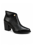 Botas urbanas para mujer en cuero negro con diseño de punta fina referencia Liberia
