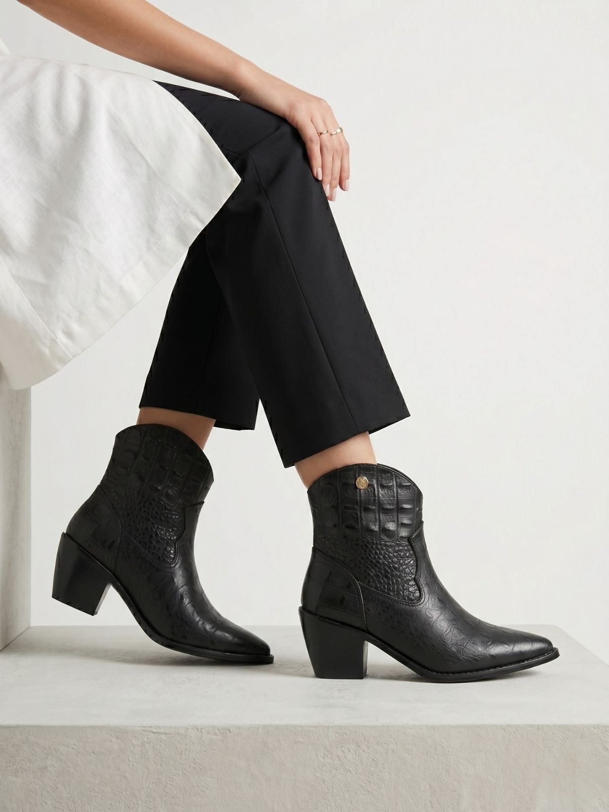 Botines Buenos Aires con diseño elegante y urbano para mujer