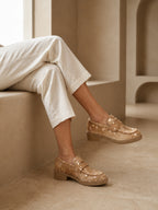 Mocasines Malta en cuero con acabado tipo pelo color beige para mujer