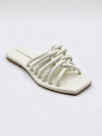 Sandalias planas Sabrina color blanco estilo premium chic y sofisticado