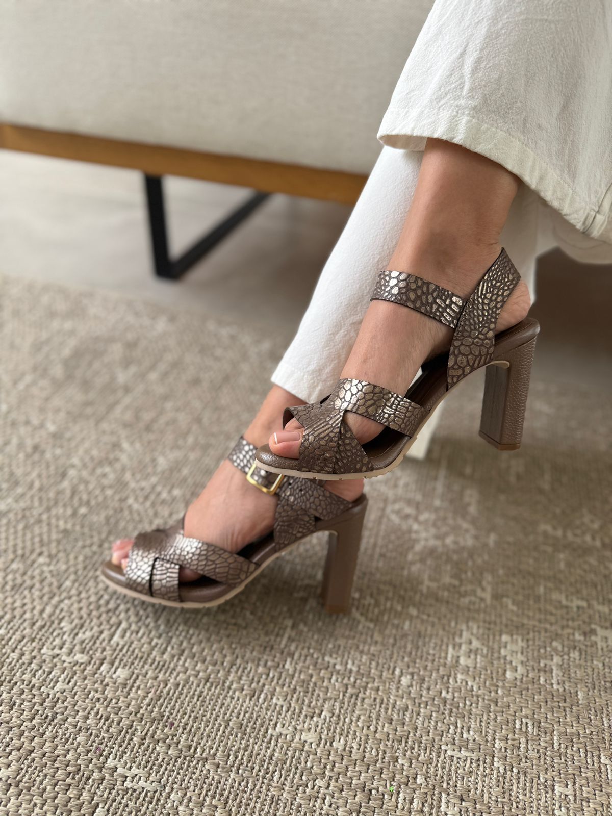 Sandalias 6 1/2 Margarita Bronce