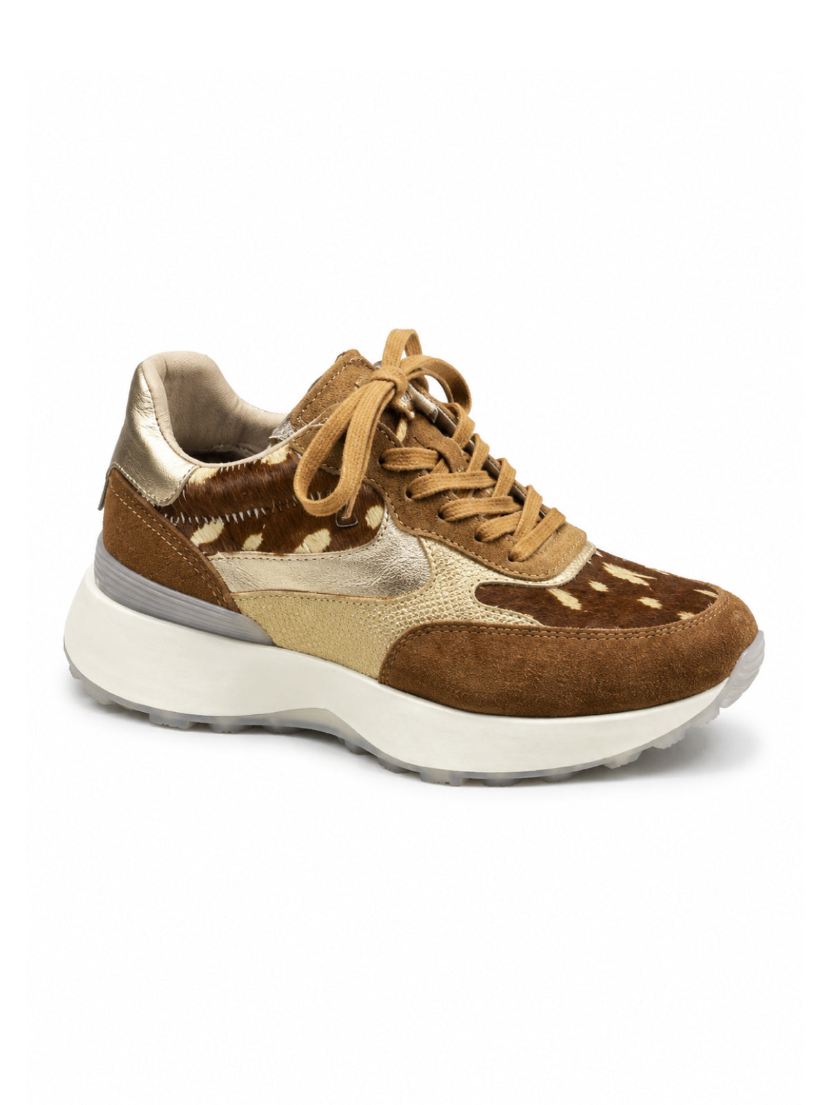 Sneakers premium para mujer en tonos neutros, ideales para combinar con looks casuales y contemporáneos