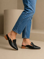 Suecos Punta 3 1/2 color negro con diseño cómodo y elegante para mujer