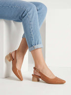 Tacones Lucia color miel con diseño elegante para mujer