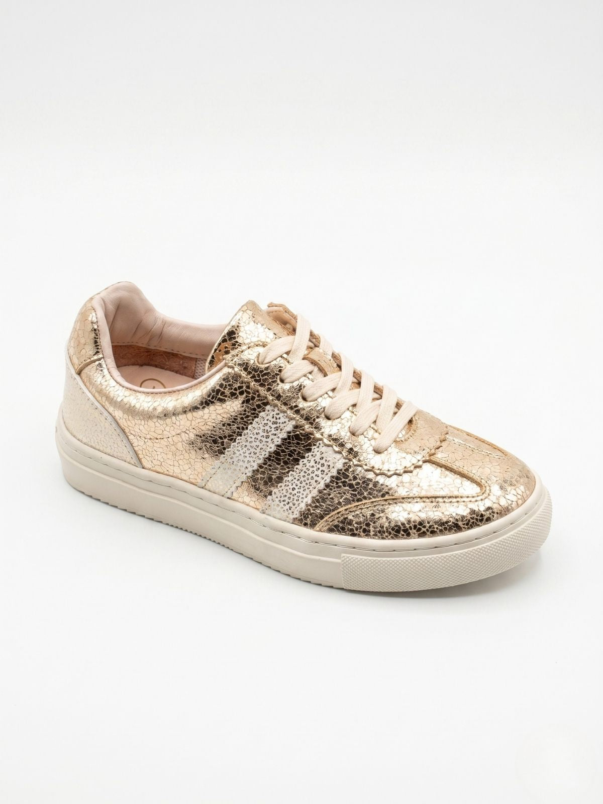 Tenis Houston color dorado estilo premium casual y moderno