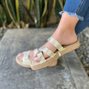 SANDALIAS CUERO YUTE HEBILLA HUESO X DORADO